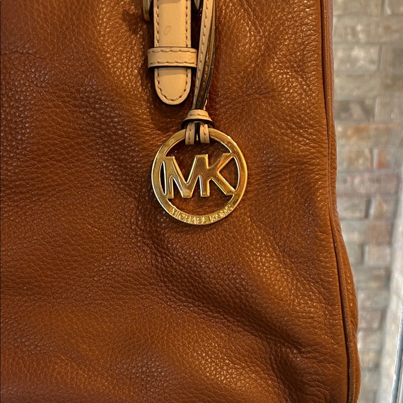 Michael Kors Tan and Cream Purse/Tote Early 2000s Vintage - Picture 3 of 12